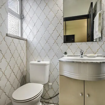 Mng Elliott55 Villa *