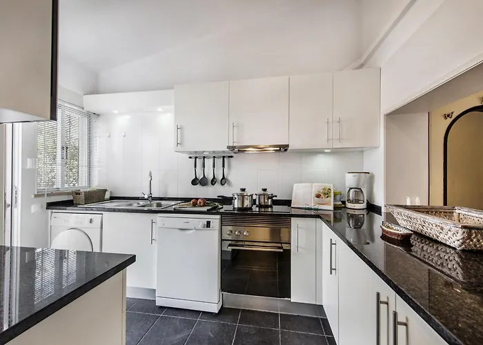 Mng Elliott55 * Vale do Lobo