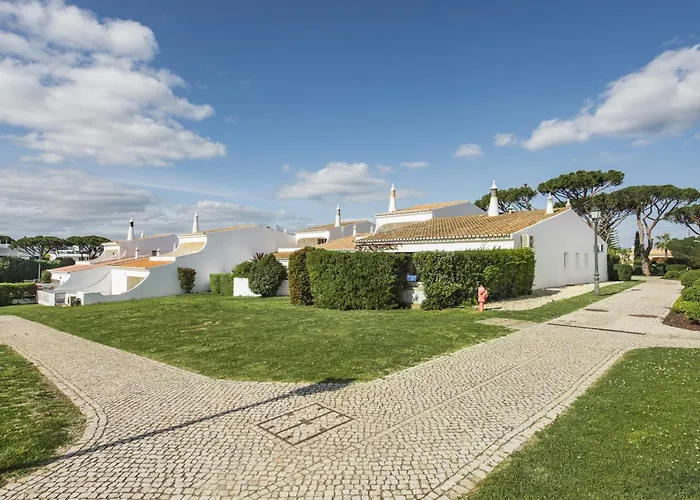 Mng Elliott55 Willa Vale do Lobo